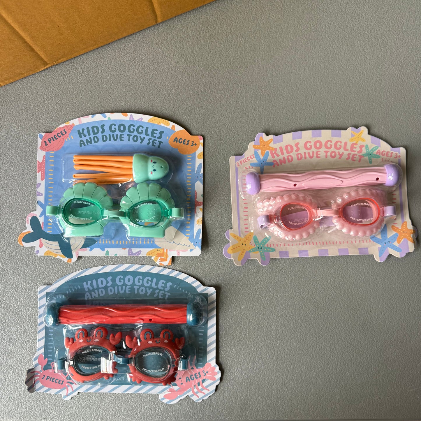 Set of 3 Kids Goggles and Dive Toy Sets