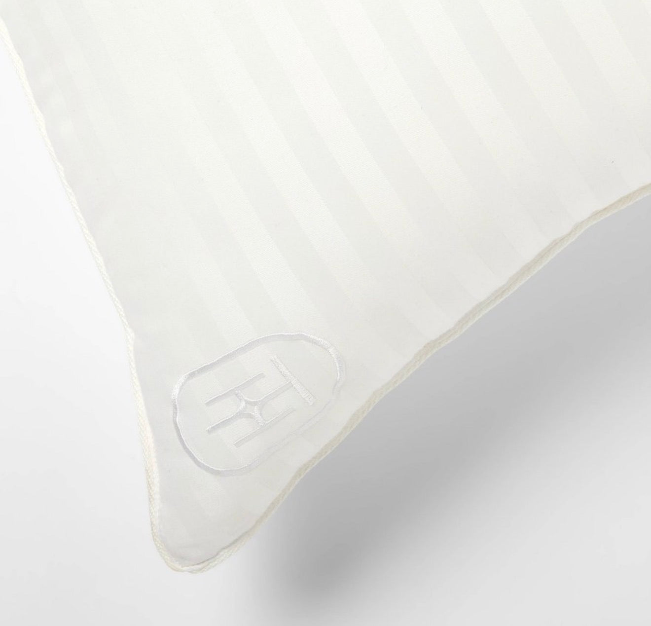 Set of 3 Threshold Hotel Sateen Down Alternative Firm Pillow (Standard/Queen, 20x28 in)