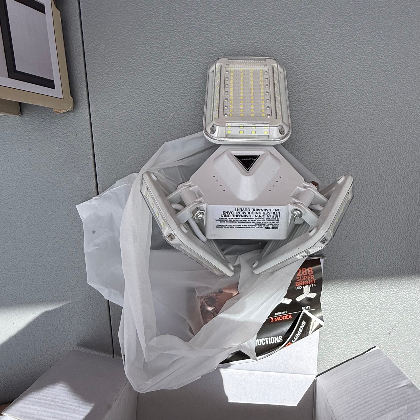 BELL + HOWELL 5500 -Lumens LED Screw-in Ceiling-Mounted Work Light