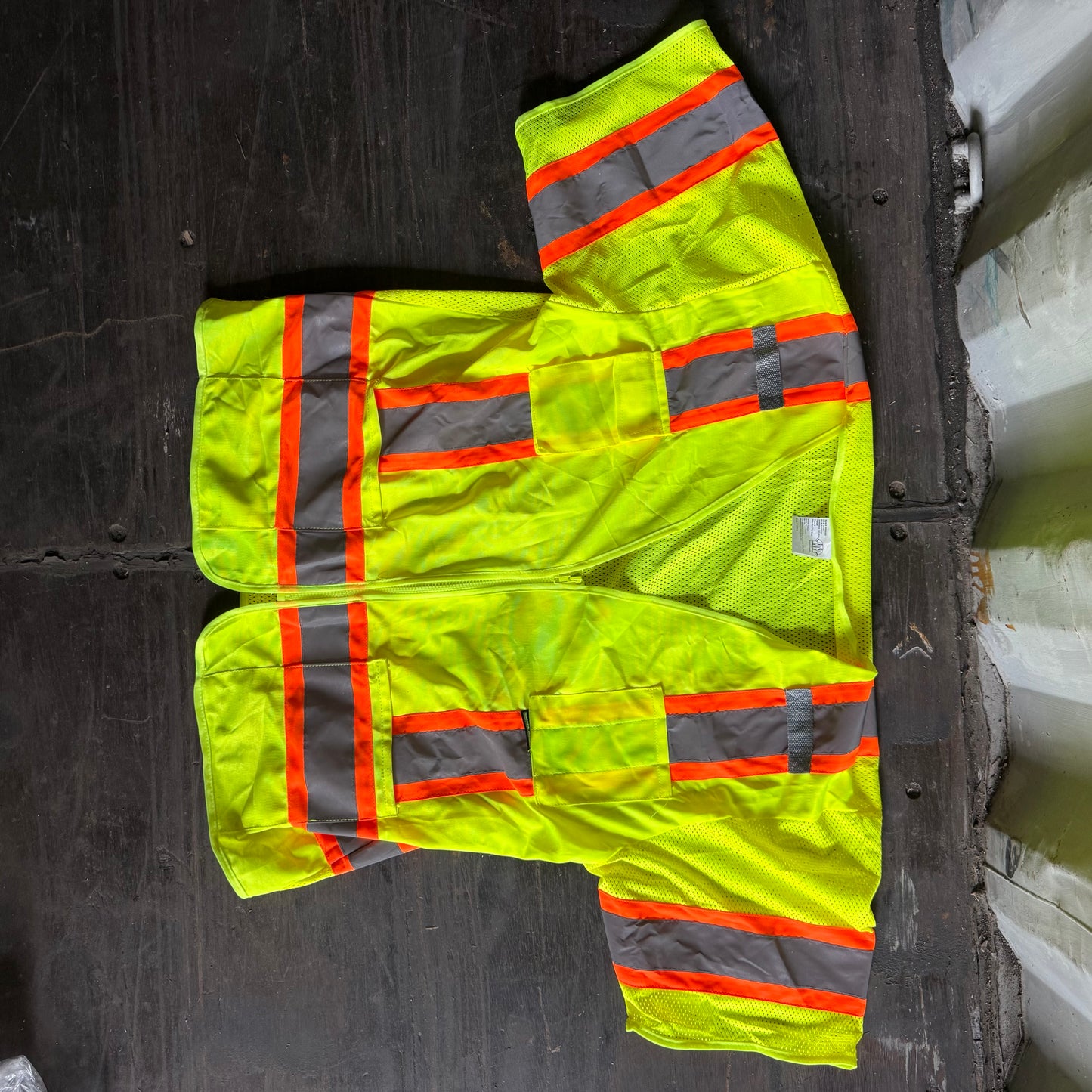 Safety Works Yellow Polyester High Visibility Reflective Safety Vest