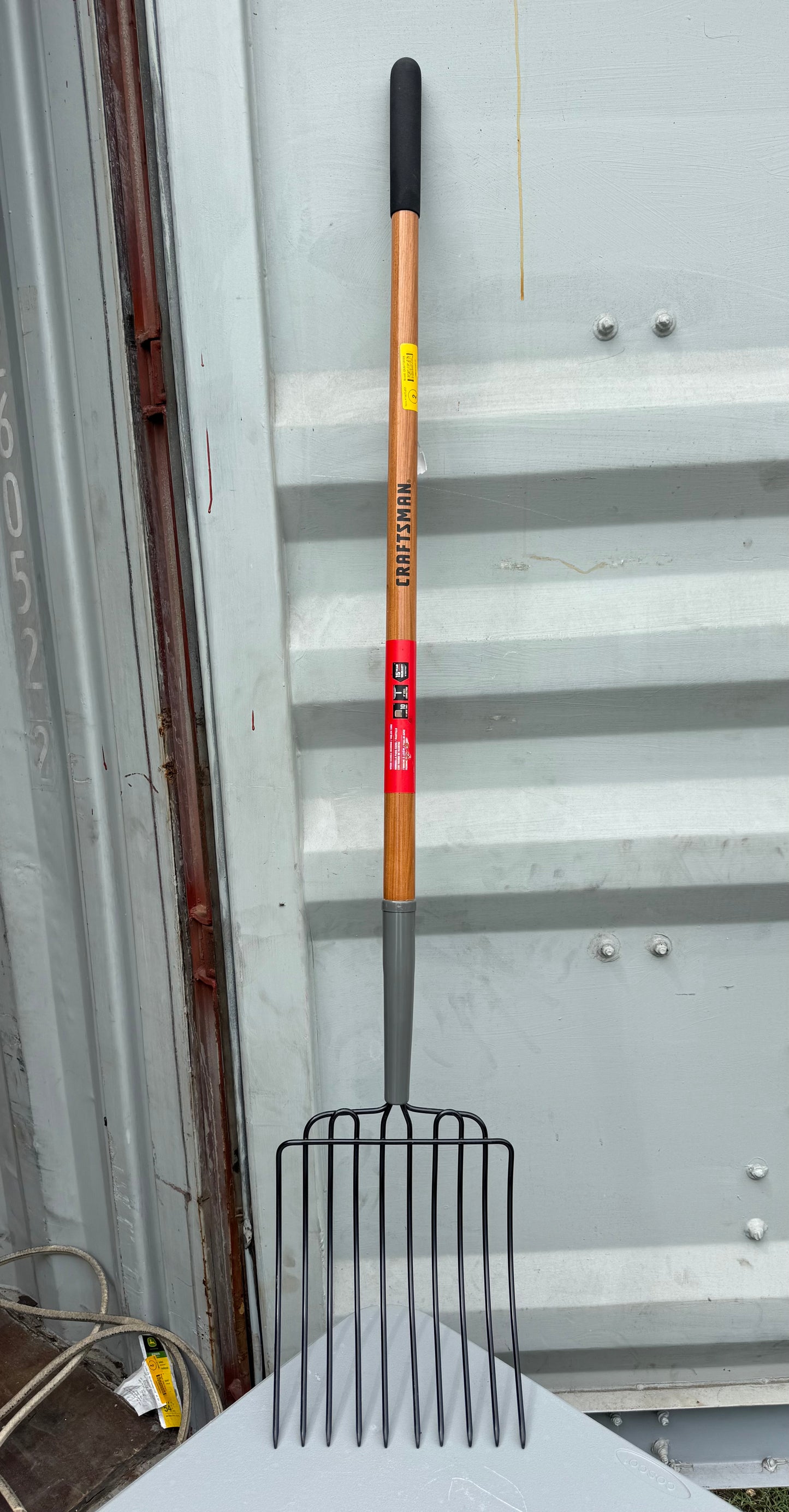 CRAFTSMAN 48 L Wood Handle Steel Bedding Fork