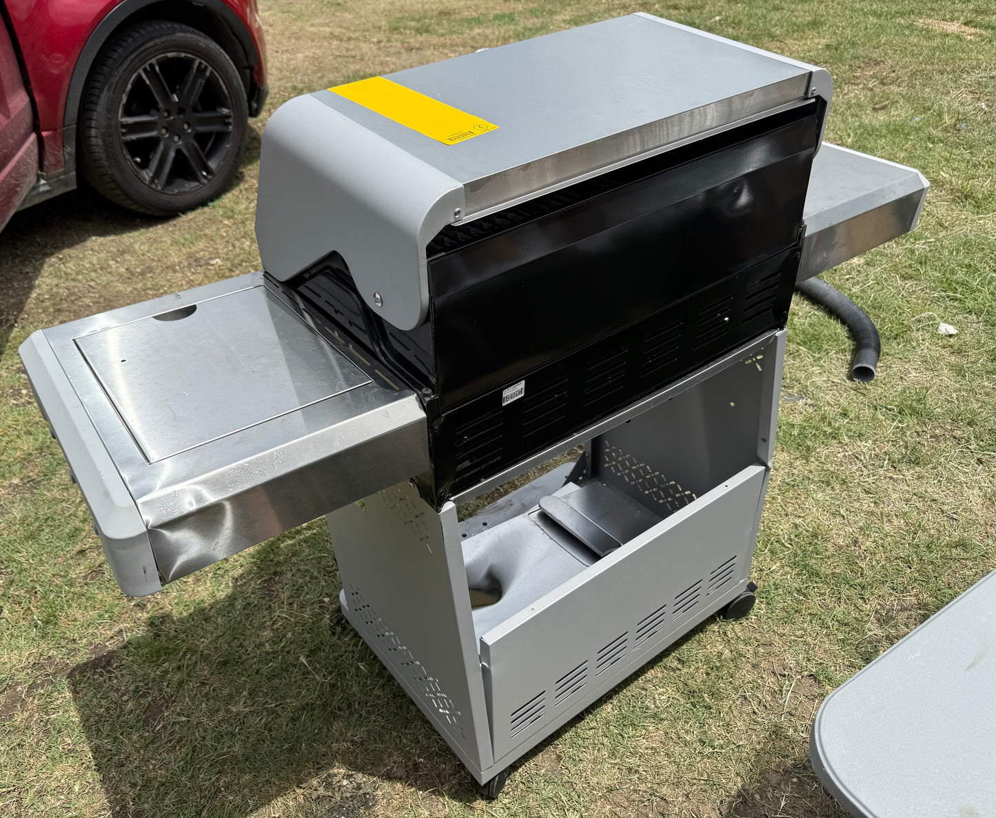 Monument Mesa Stainless Steel 5-Burner Liquid Propane Infrared Gas Grill with 1 Side Burner