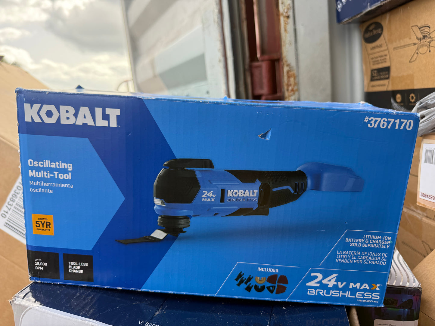 Kobalt 24-volt Cordless Brushless Variable Speed 17 -Piece Oscillating Multi-Tool with Soft Case (Battery Not Included)