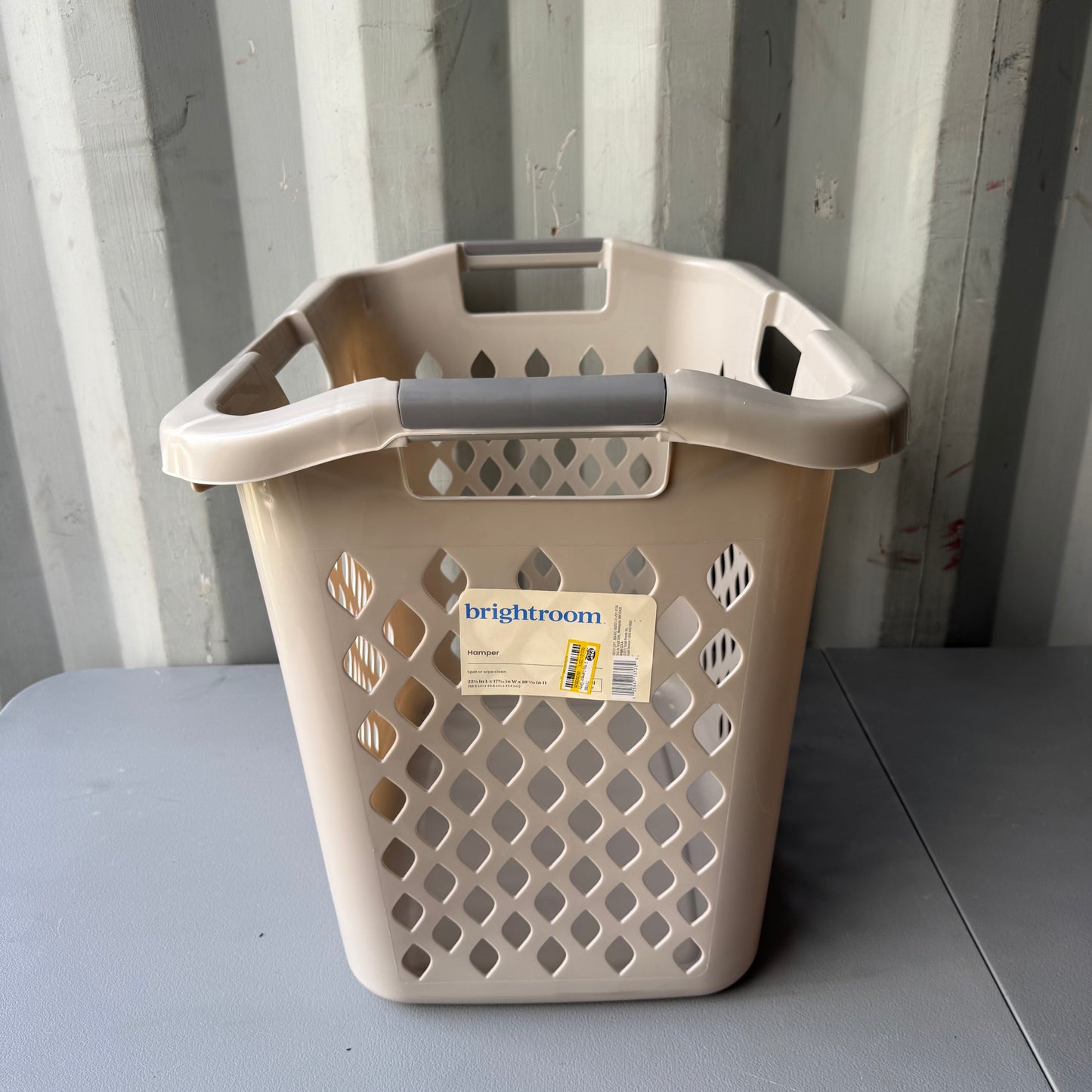 2.1bu Lamper Gray - Brightroom™: Plastic Clothes Hamper with Built-In Handles, Open-Top, 1 Compartment, 19.55 Capacity