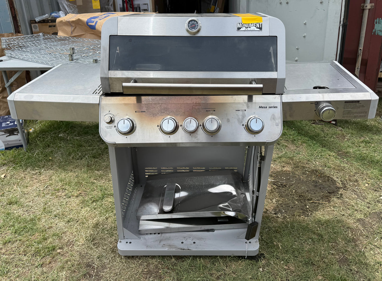 Monument Mesa Stainless Steel 5-Burner Liquid Propane Infrared Gas Grill with 1 Side Burner
