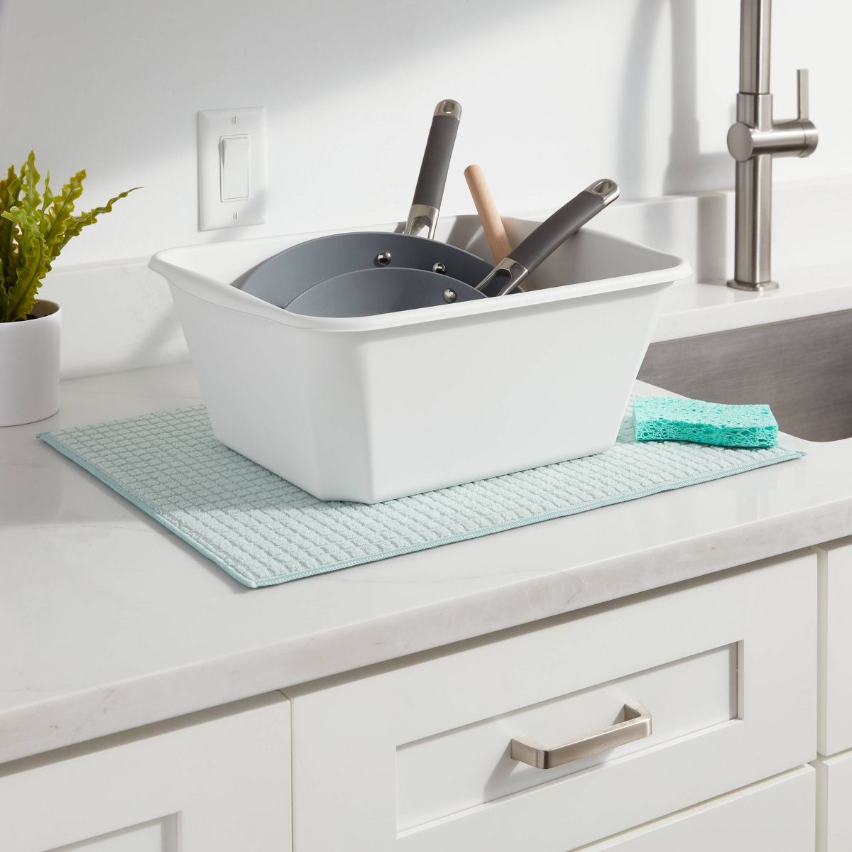 12qt Dishpan White - Brightroom™: Plastic Wash Basin, Kitchen Sink Dish Tub, Dishwasher-Safe, 12qt Capacity
