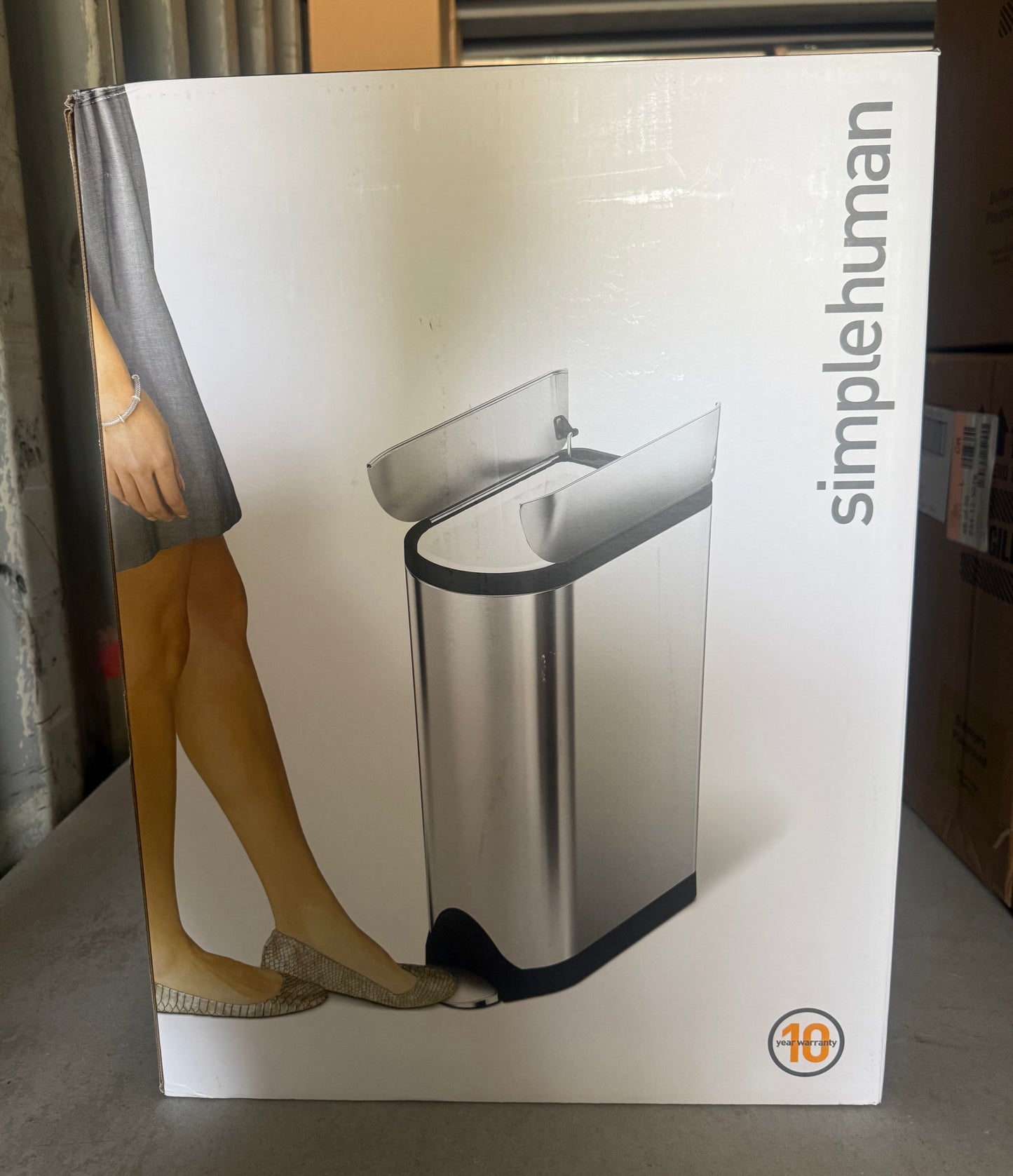 simplehuman 18 Liter / 4.8 Gallon Butterfly Lid Kitchen Step Trash Can, Brushed Stainless Steel