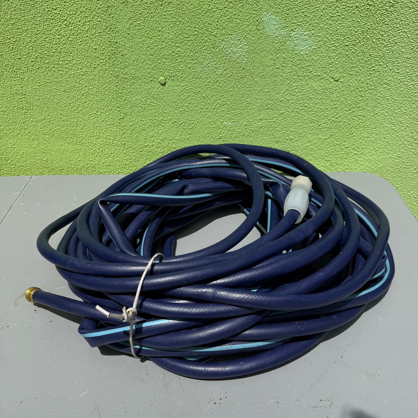 Project Source 5/8-in x 100-ft Medium -Duty Vinyl Blue Hose