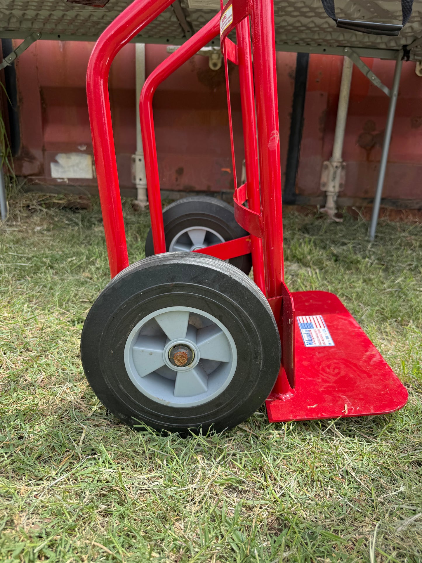 Milwaukee 800-lb Capacity 2 Wheel Red Steel Standard Hand Trolley