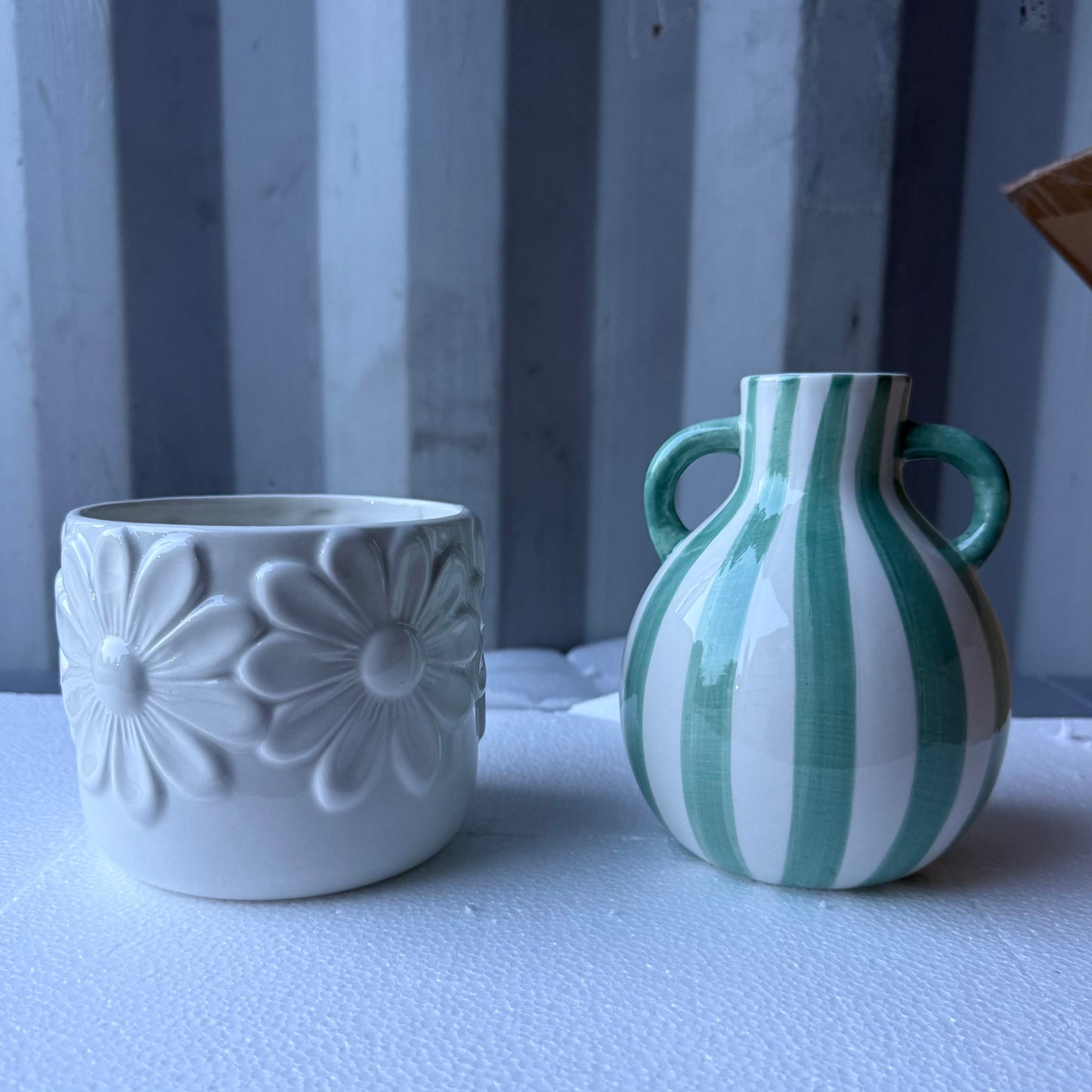 Set of 2 Assorted Ceramic Vessels