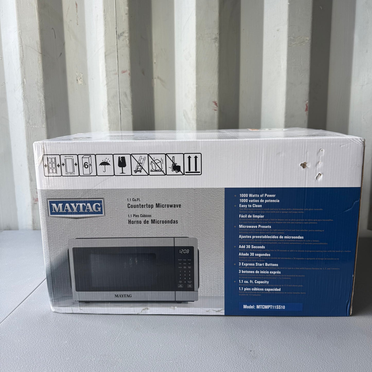 Maytag 1.1 cu ft Countertop Microwave Oven