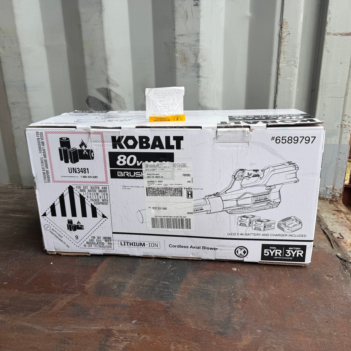 Kobalt 80-volt 630-CFM 140-MPH Battery Handheld Leaf Blower 2.5 Ah Battery and Charger Included